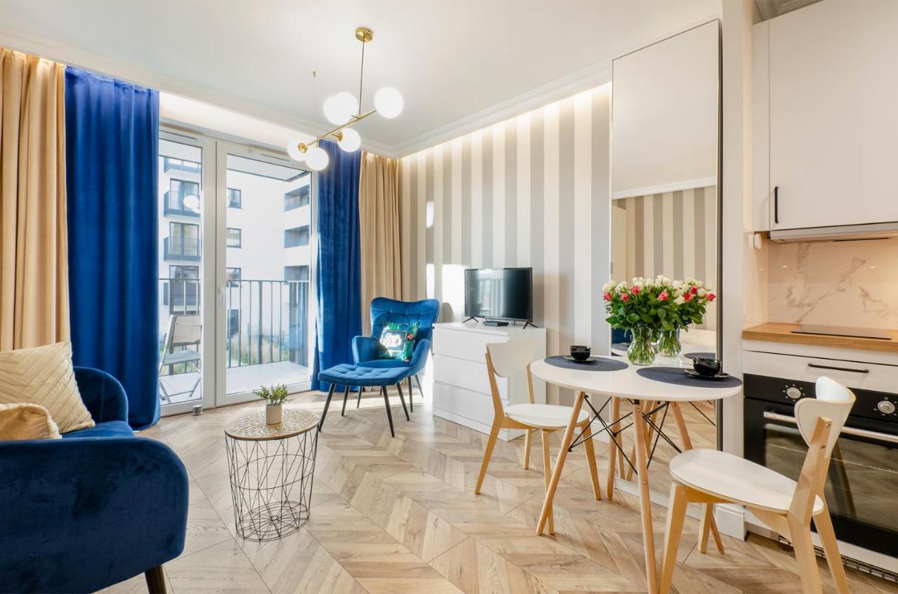 Sky Home- Blue -manufaktura, Bezplatny Parking, Klima, Dostep Na Kod Apartment